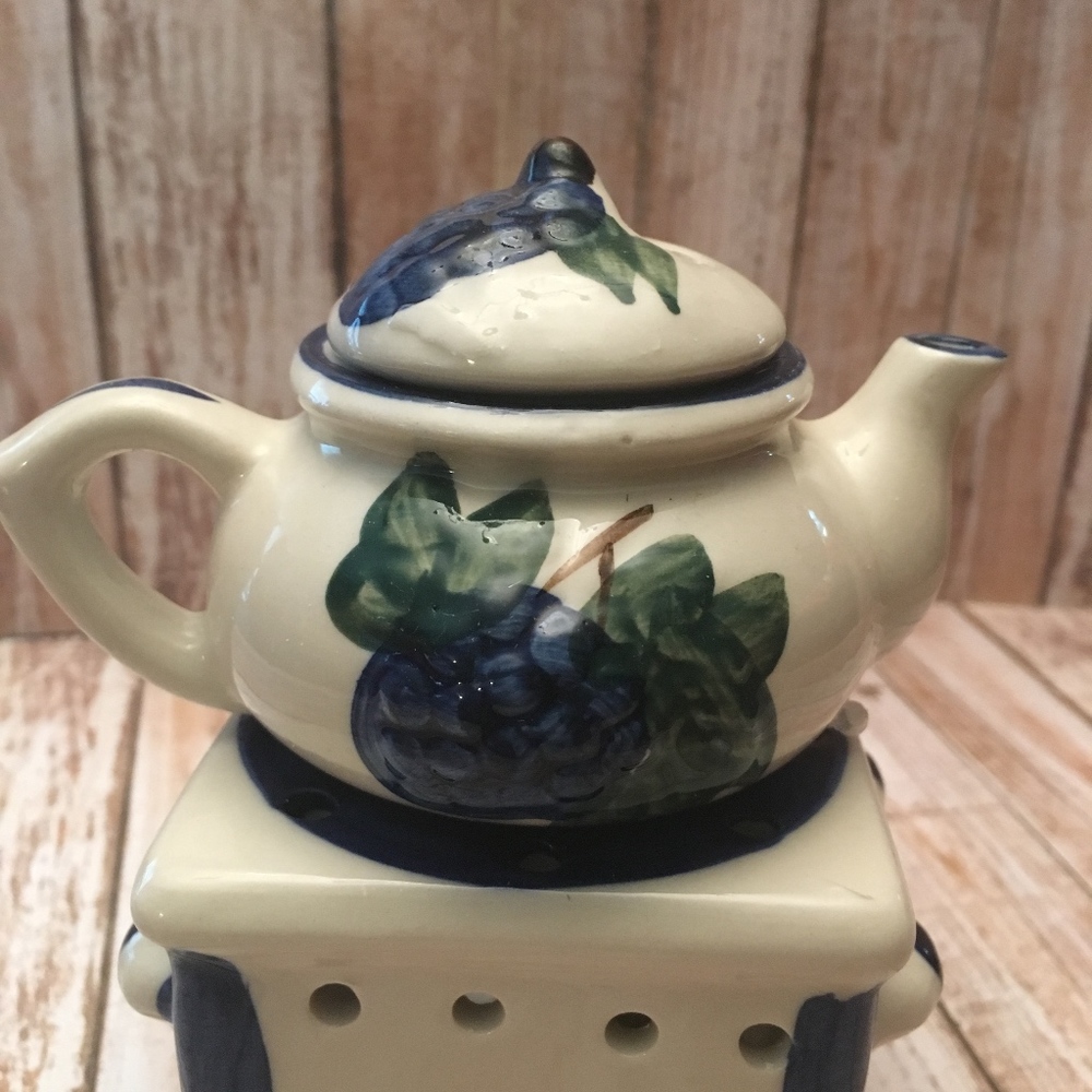 Teapot Essential Oils Tealight Warmer - Picture 5 of 9